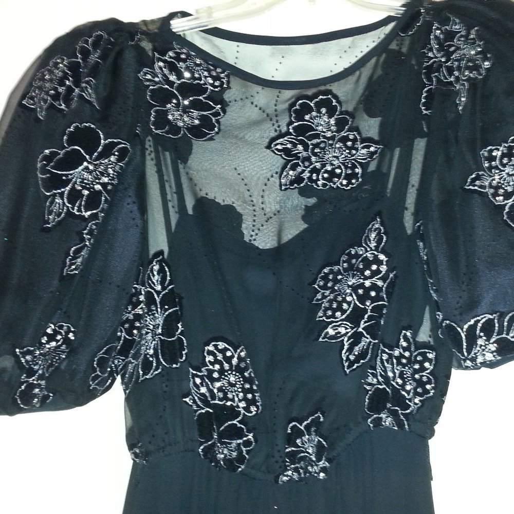 Handmade black Chiffon DRESS PUFF SLEEVES size 5/6 - Picture 9 of 9